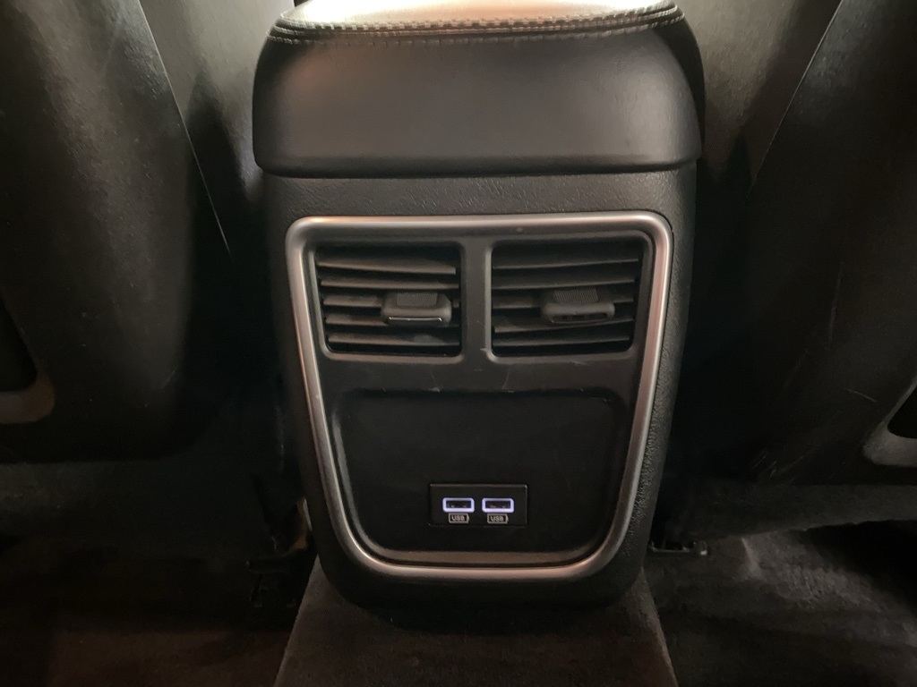 2017 Dodge Charger R/T photo 33