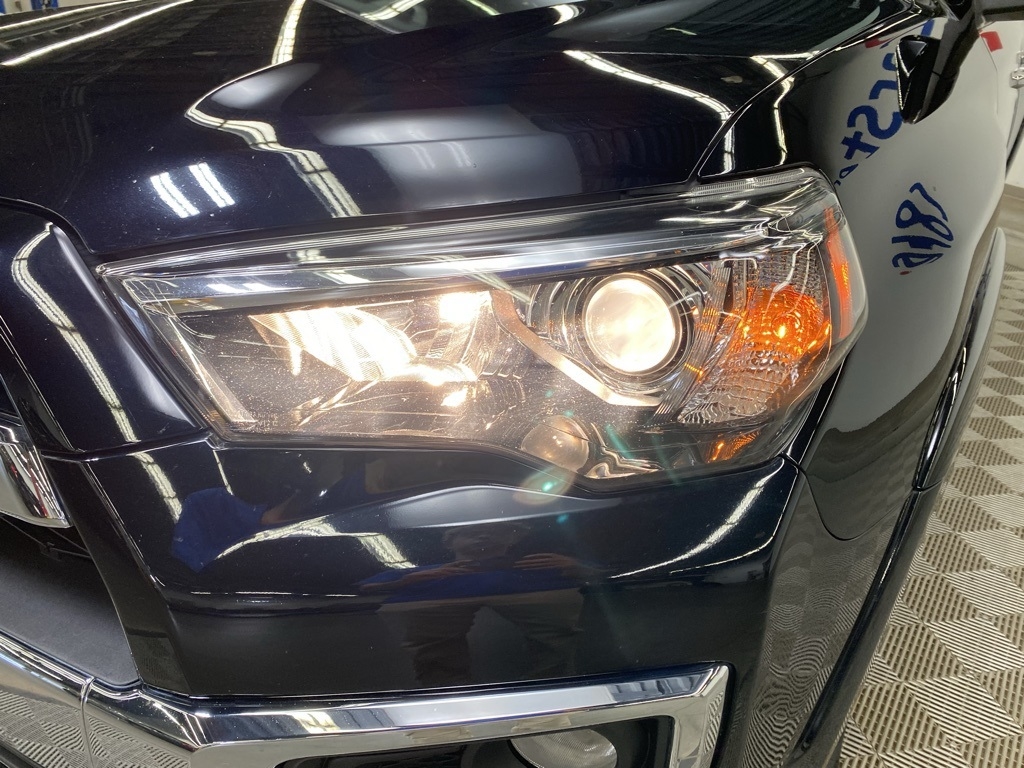2020 Toyota 4Runner Base photo 3