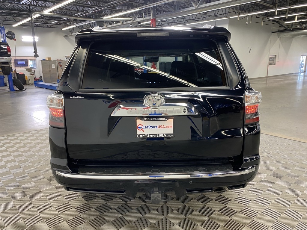 2020 Toyota 4Runner Base photo 9