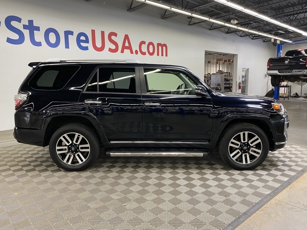 2020 Toyota 4Runner Base photo 17