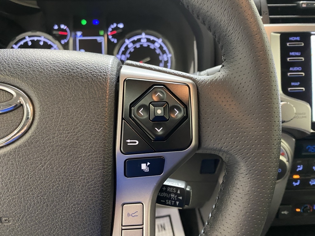 2020 Toyota 4Runner Base photo 20