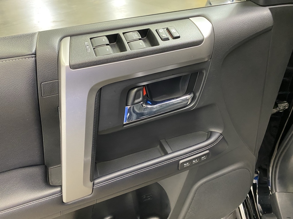 2020 Toyota 4Runner Base photo 28