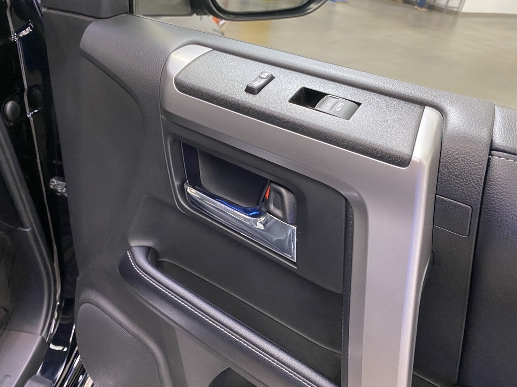 2020 Toyota 4Runner Base photo 37