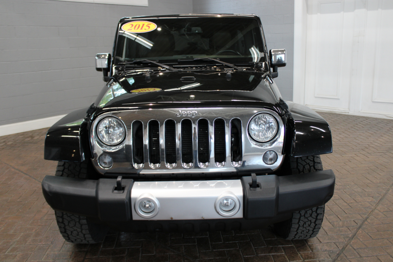 2015 Jeep Wrangler Sahara photo 2