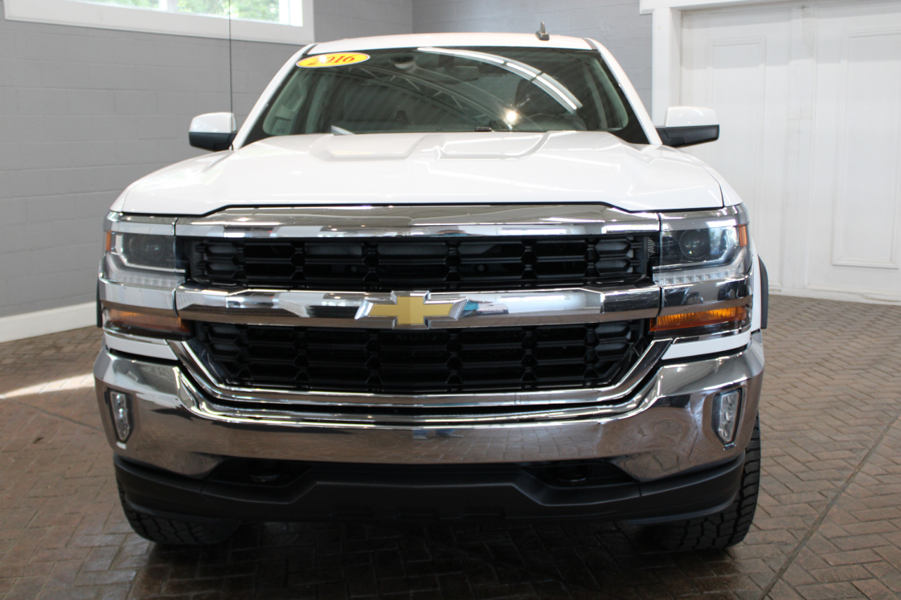 2016 Chevrolet Silverado 1500 photo 2