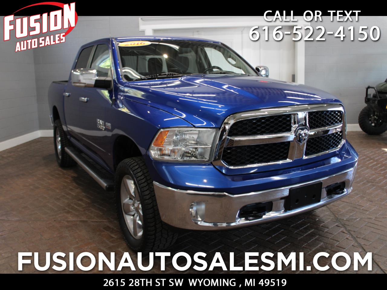 2016 RAM 1500 4WD Crew Cab 140.5" Big Horn