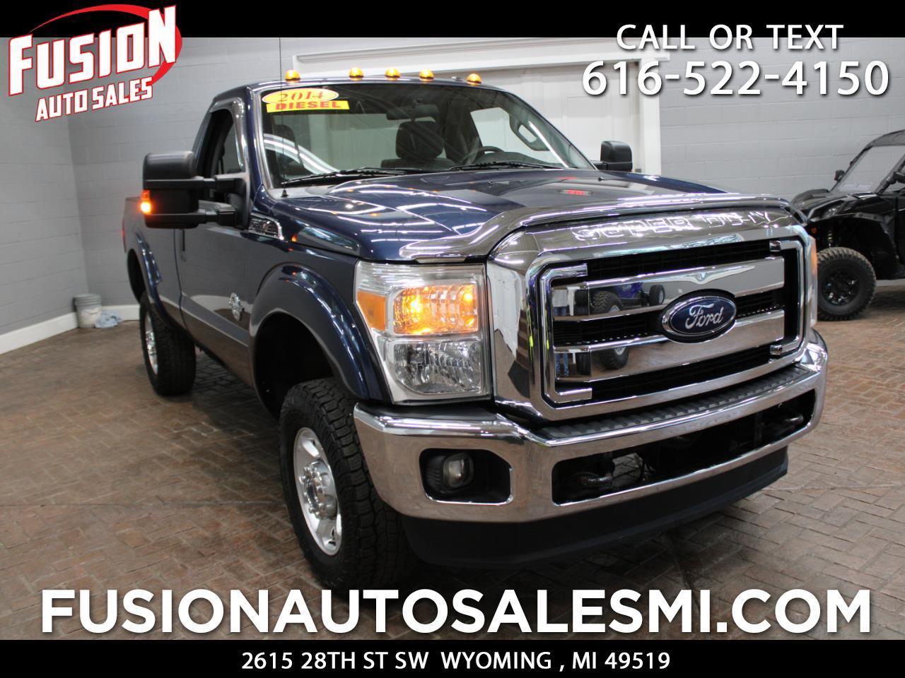 2014 Ford Super Duty F-350 SRW 4WD Reg Cab 137" XL