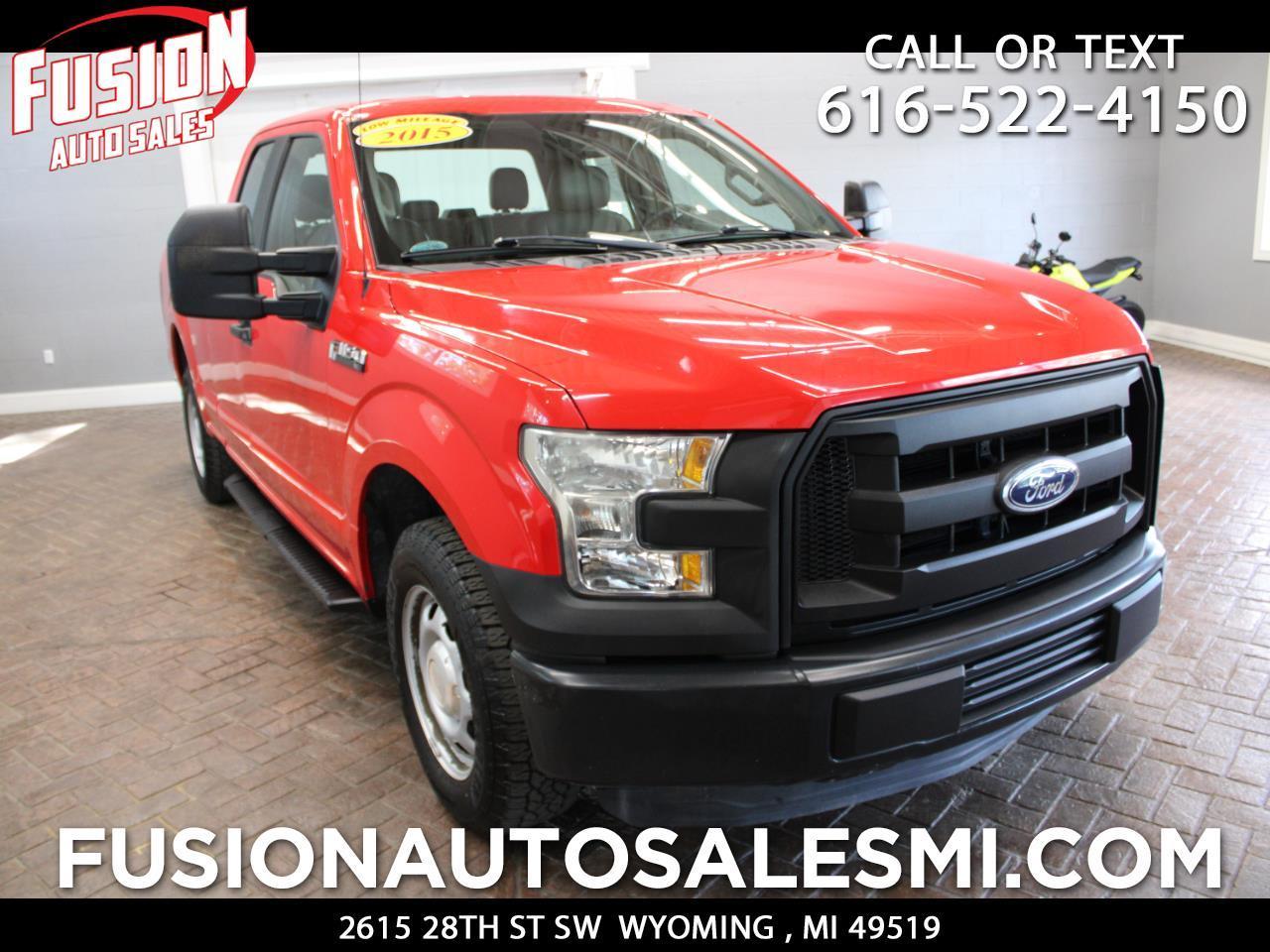 2015 Ford 150 2WD SuperCab 145" XL