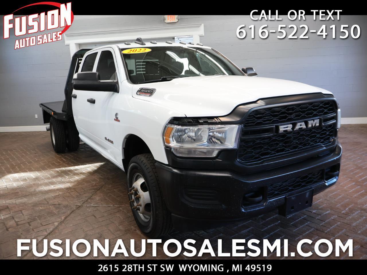2022 RAM 3500 Chassis Cab Tradesman 4WD Crew Cab 60" CA 172.4" WB