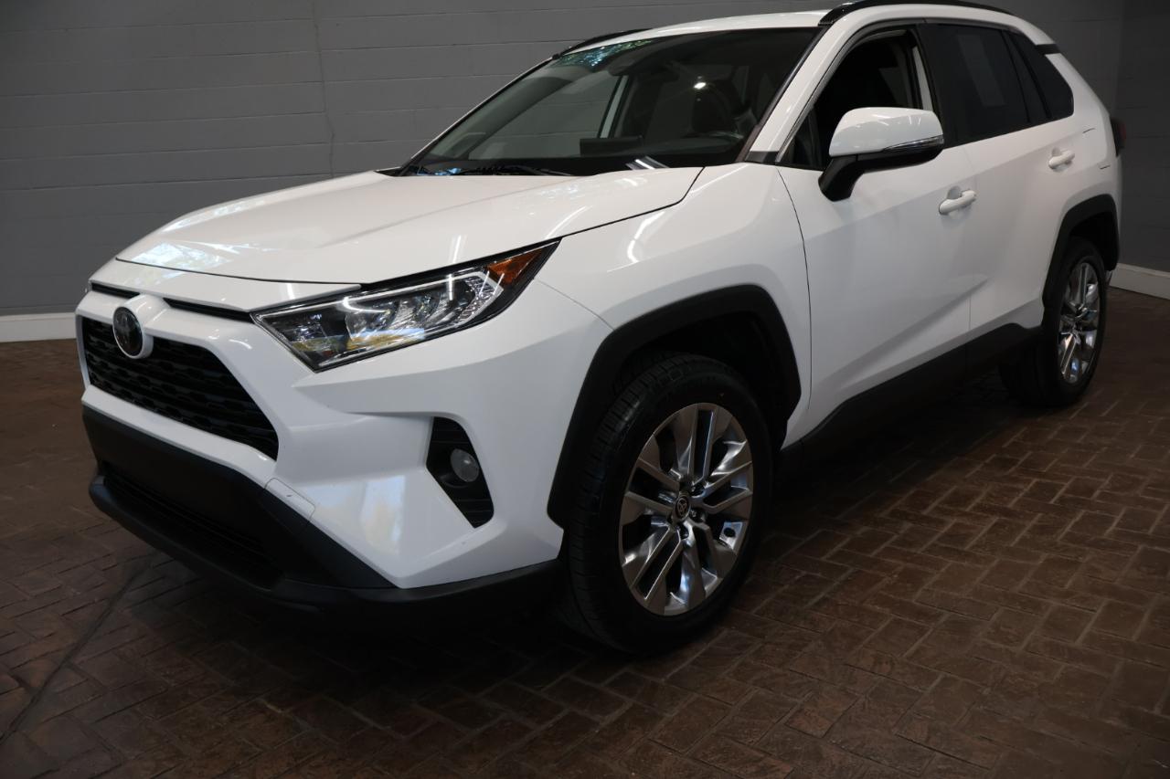 Toyota RAV4 photo 3