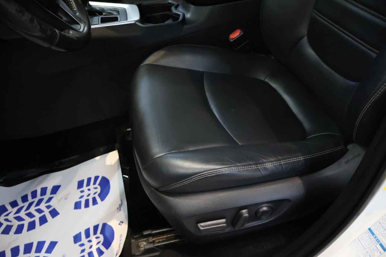 Toyota RAV4 photo 9