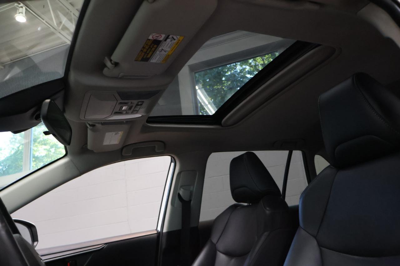 Toyota RAV4 photo 10