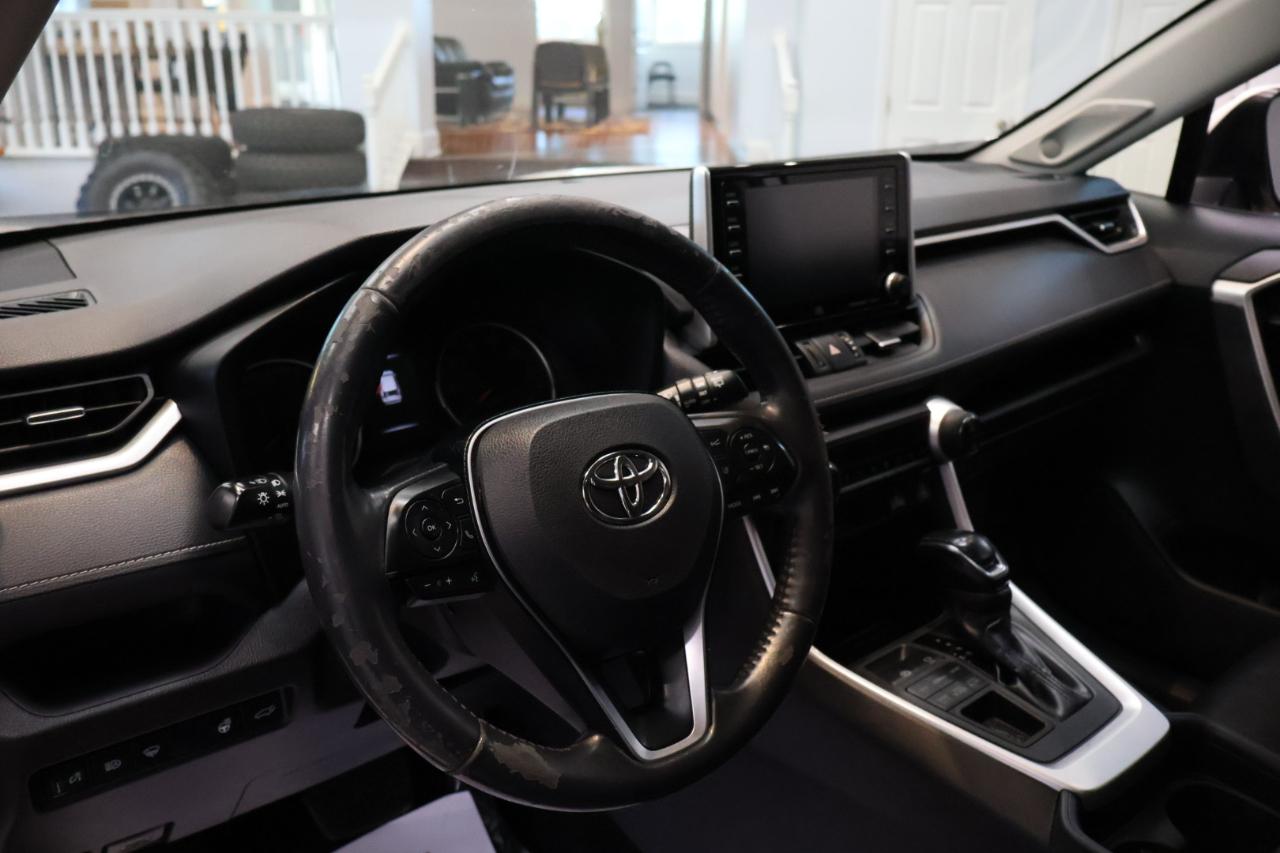 Toyota RAV4 photo 11