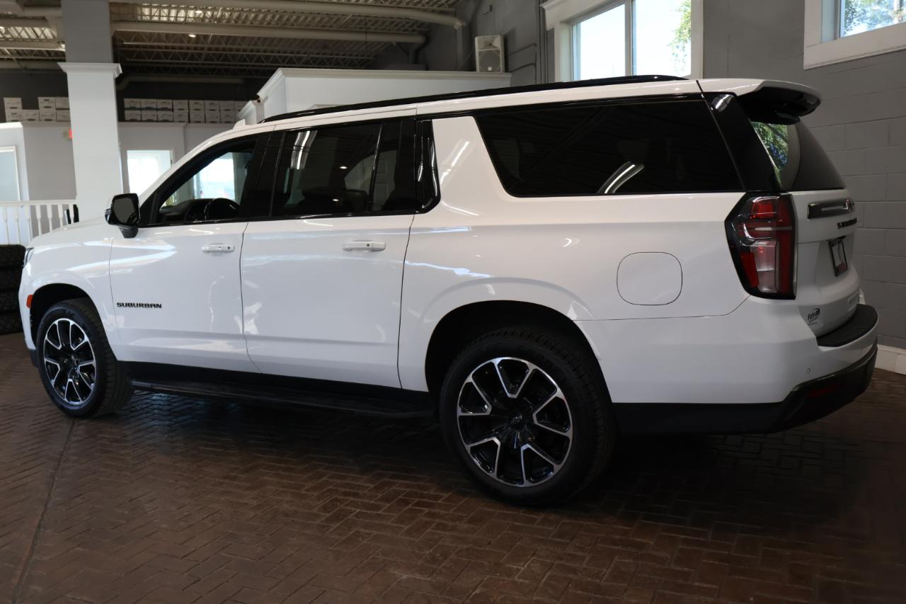 Chevrolet Suburban photo 5