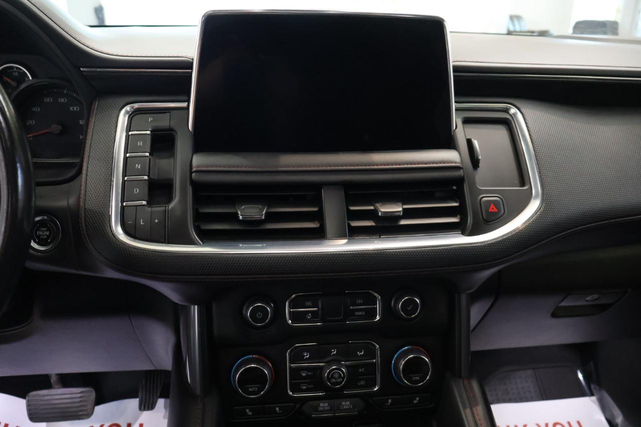Chevrolet Suburban photo 16