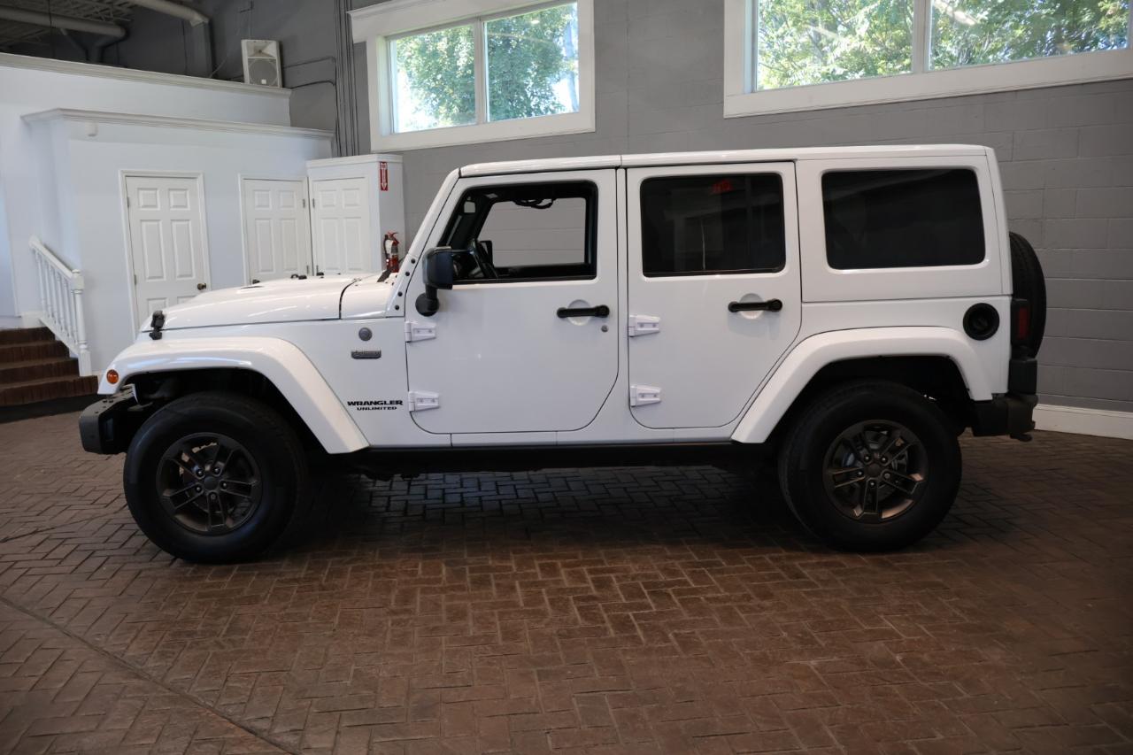 Jeep Wrangler photo 4