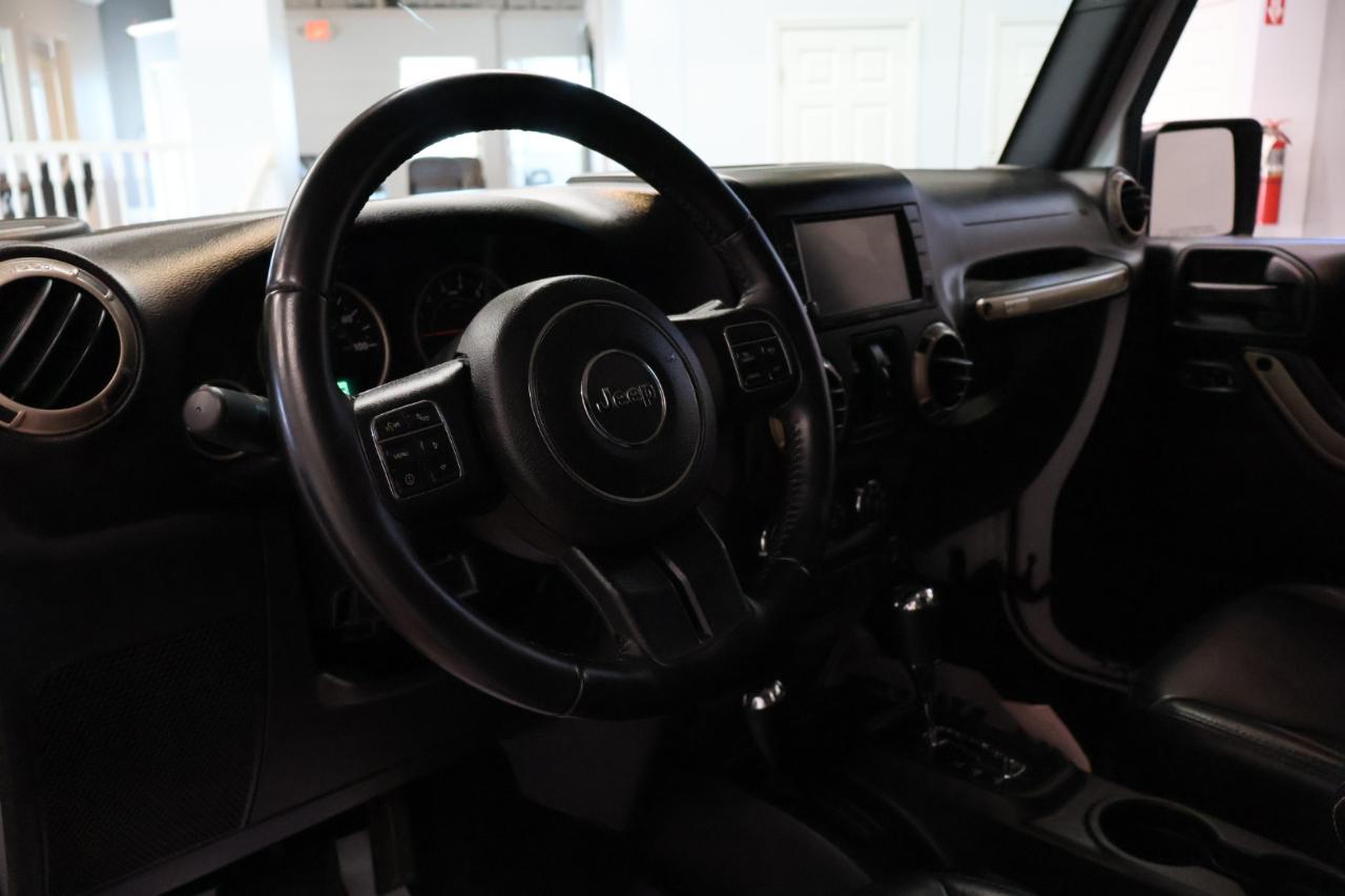 Jeep Wrangler photo 9
