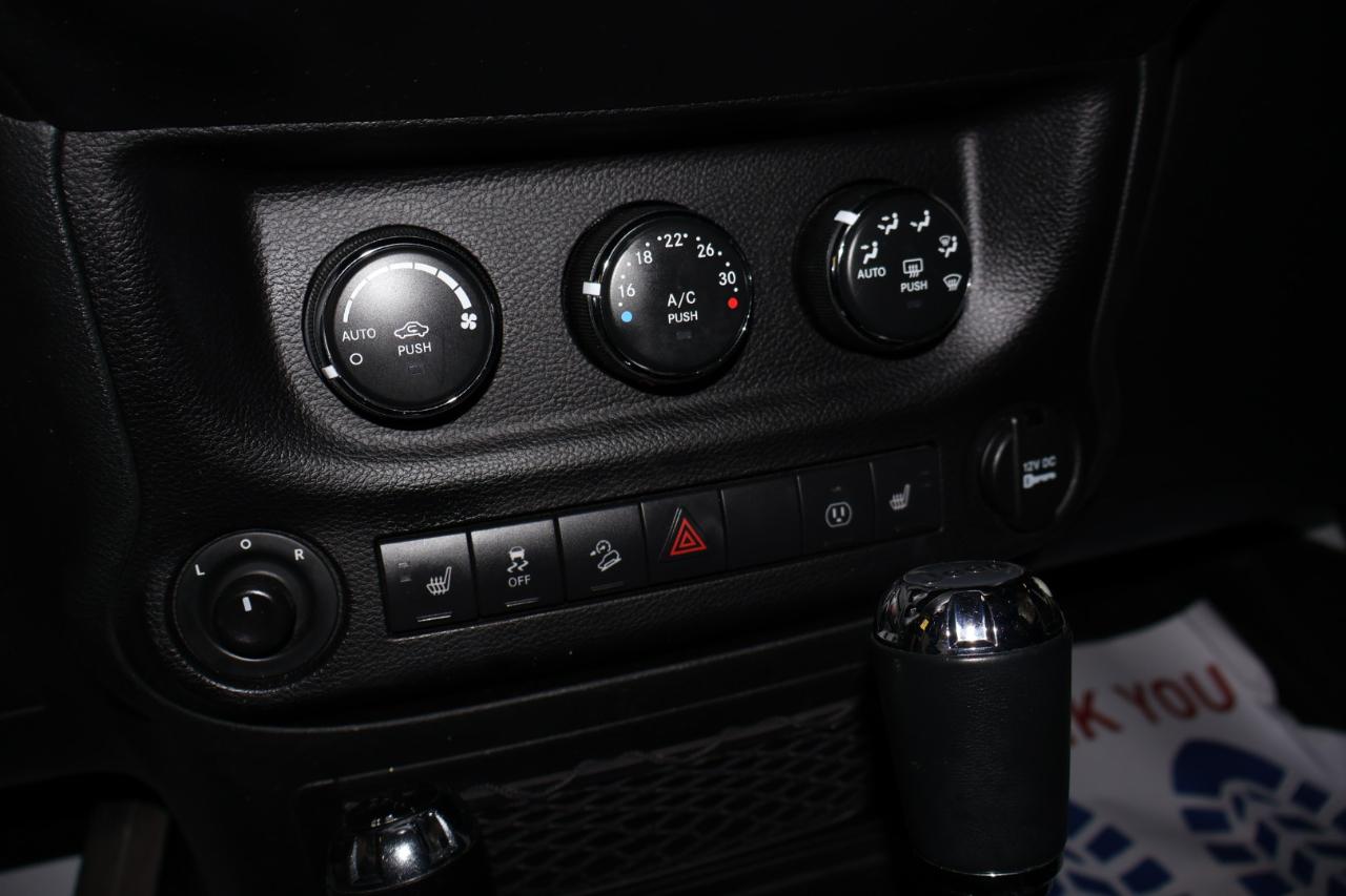 Jeep Wrangler photo 21