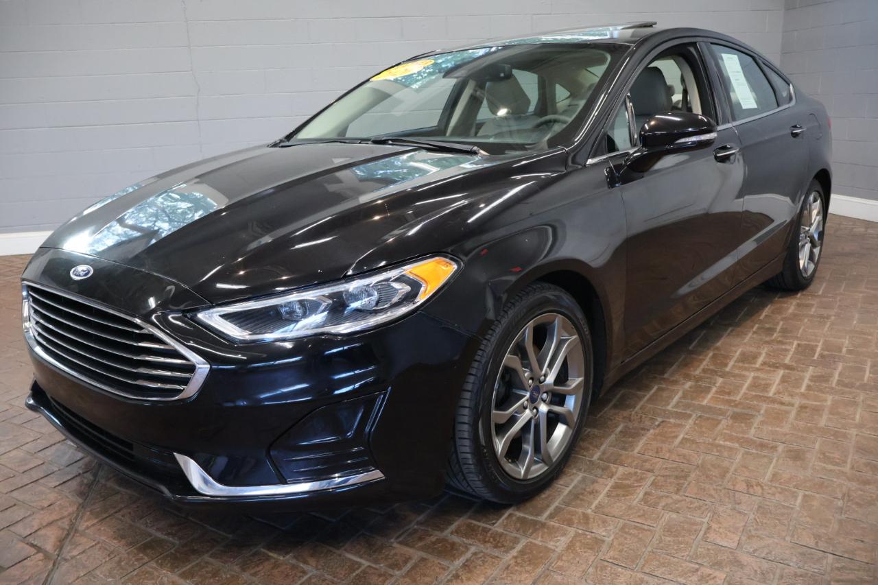Ford Fusion photo 3