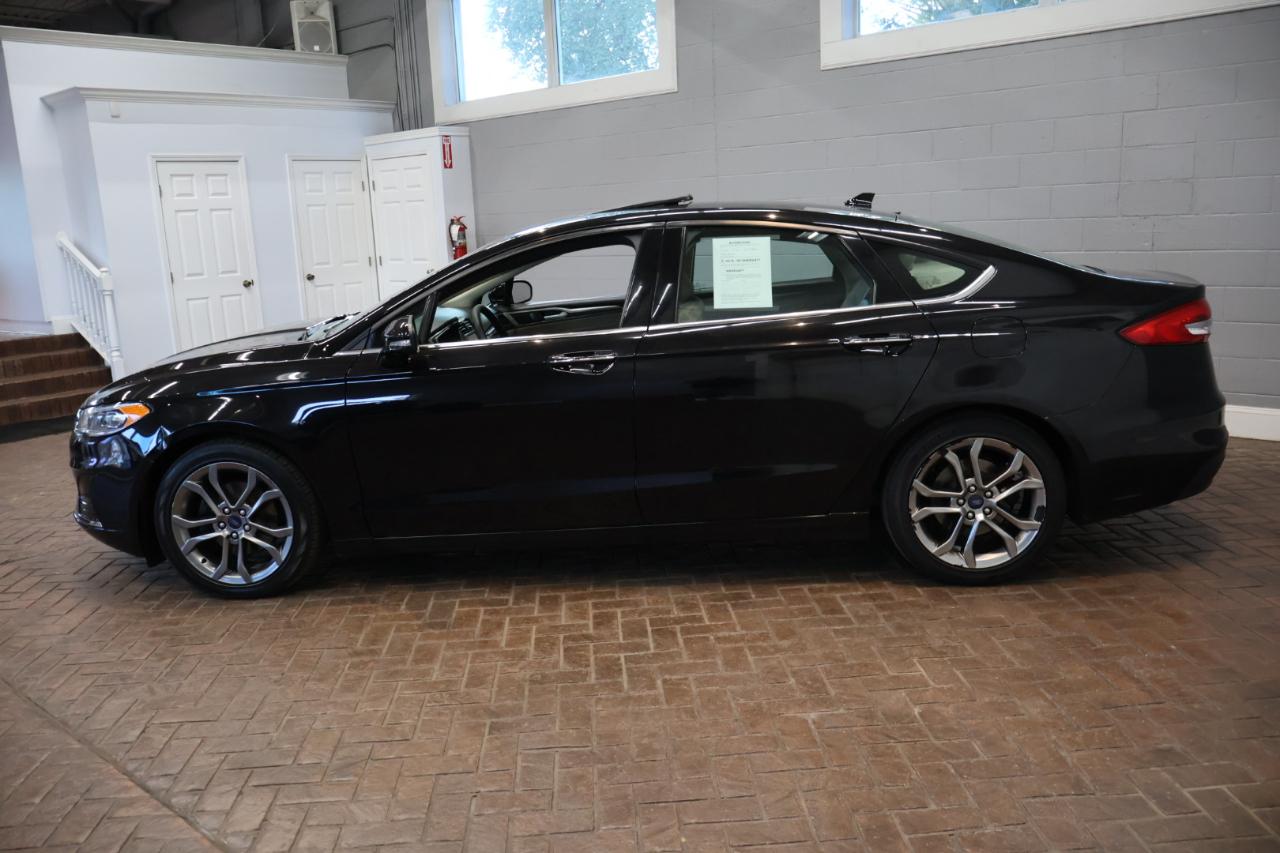 Ford Fusion photo 4