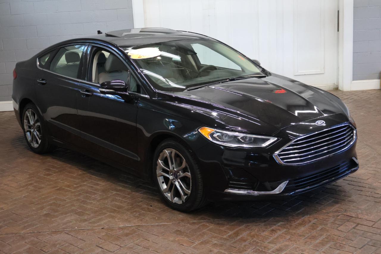 Ford Fusion photo 6