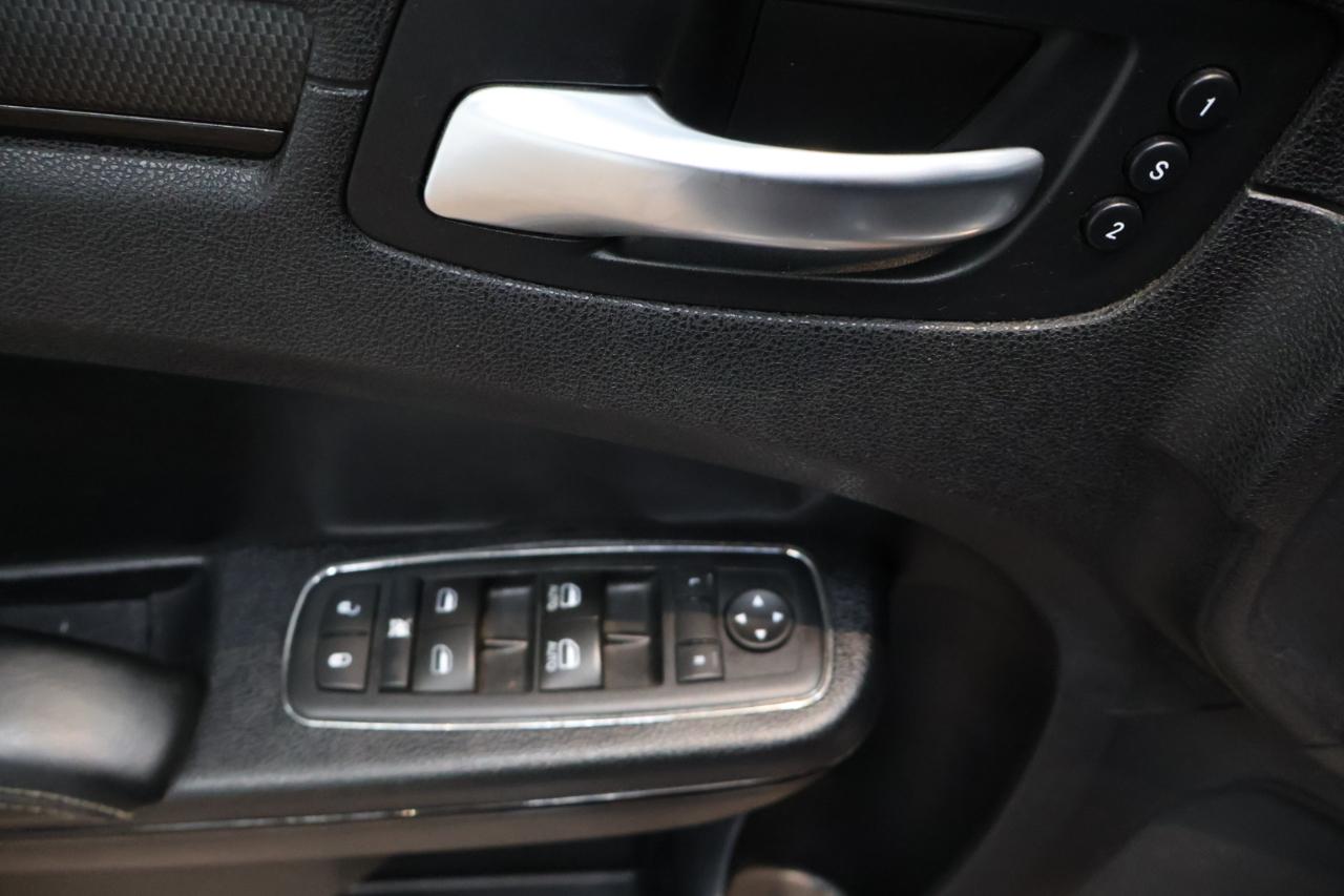 Chrysler 300 photo 15