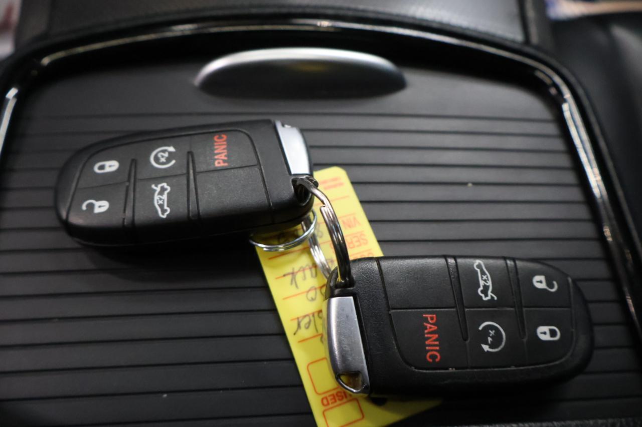 Chrysler 300 photo 18