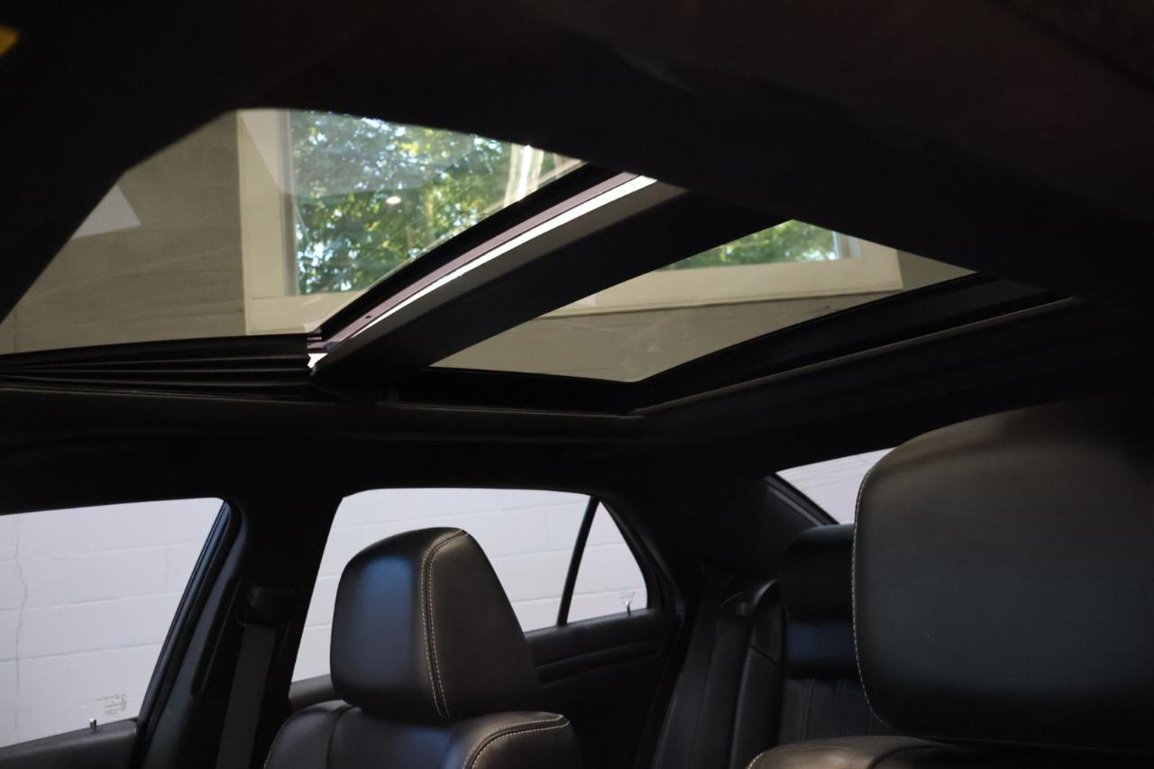 Chrysler 300 photo 25