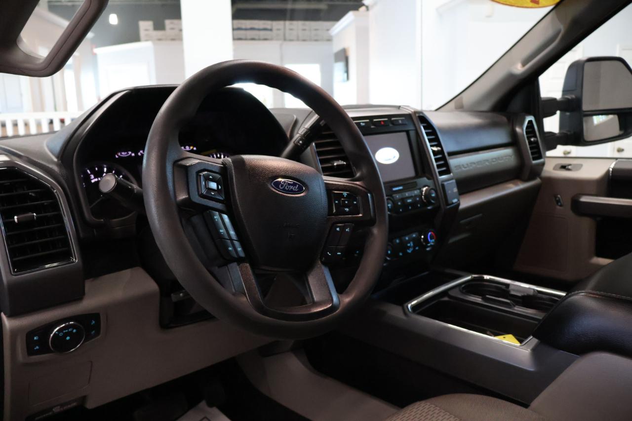 Ford F-250 photo 9