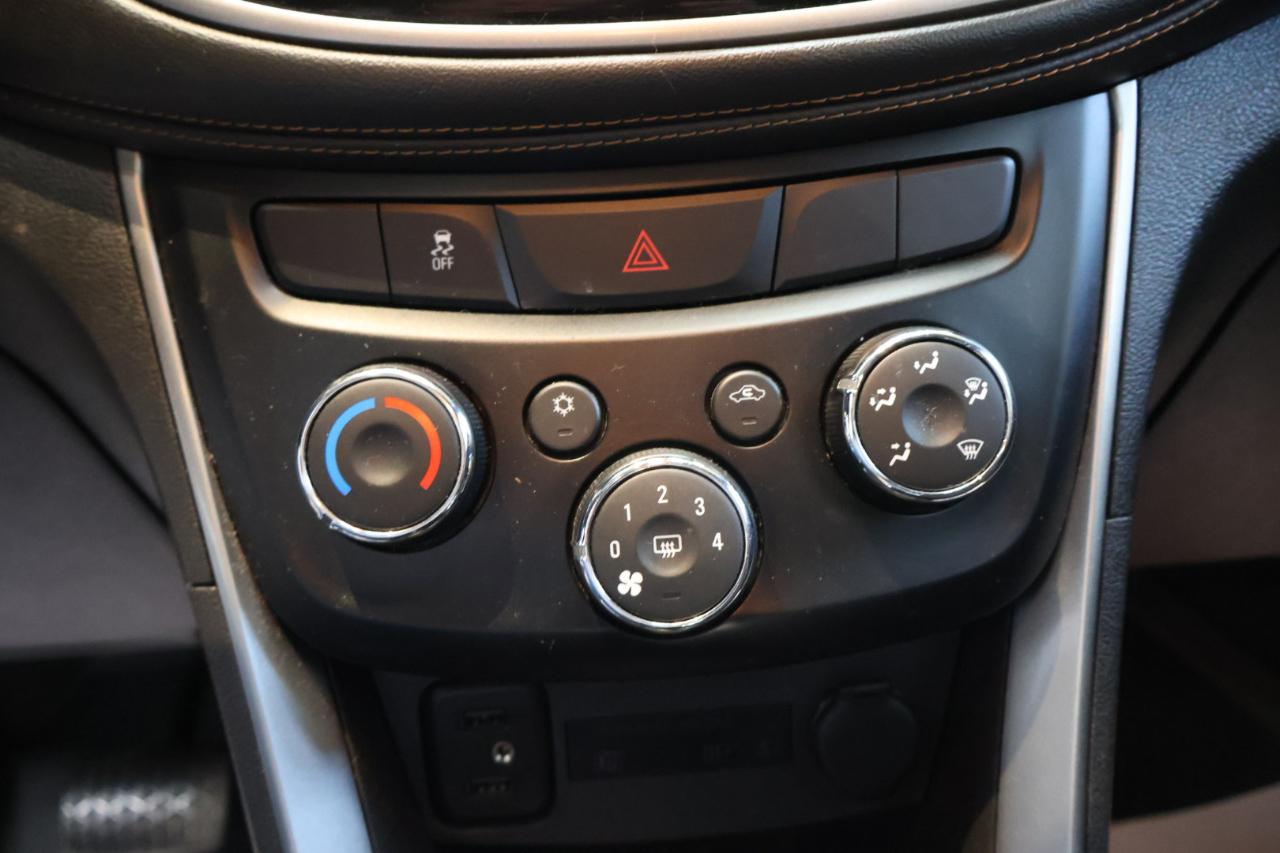 Chevrolet Trax photo 16