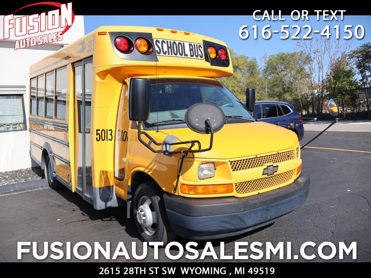 2011 Chevrolet Express Commercial Cutaway RWD 3500 139" WB Diesel