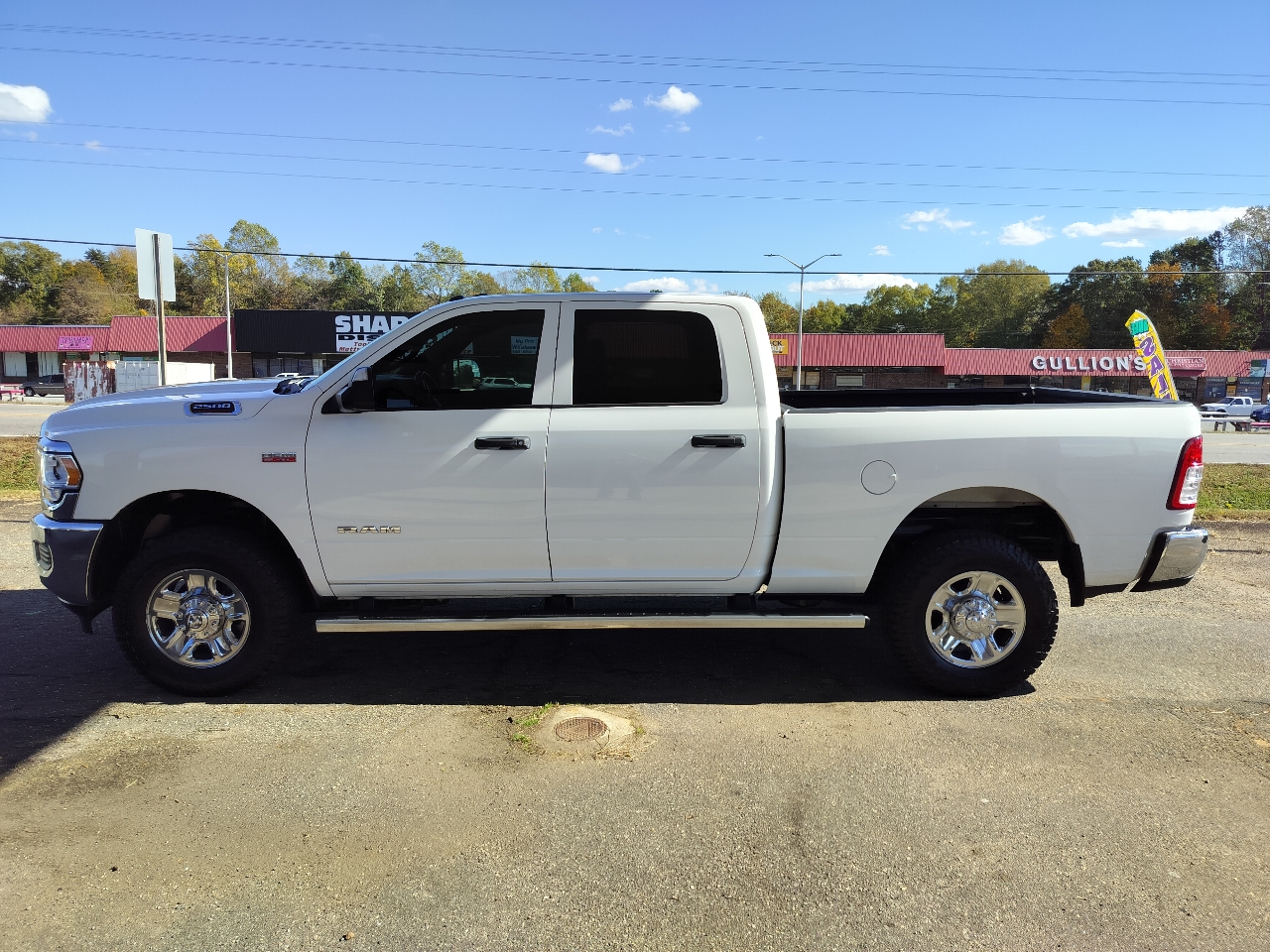 RAM 2500 Tradesman 4x4 Crew Cab 6'4" Box 2021 RAM 2500 Tradesman 4x4 Crew Cab 6'4" Box 2021
