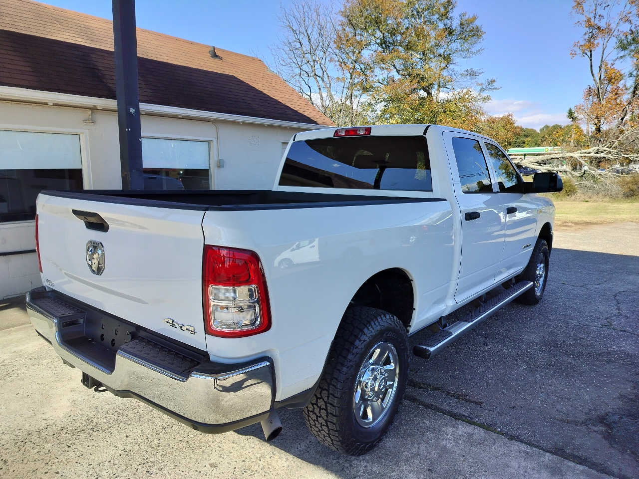 RAM 2500 Tradesman 4x4 Crew Cab 6'4" Box 2021 RAM 2500 Tradesman 4x4 Crew Cab 6'4" Box 2021