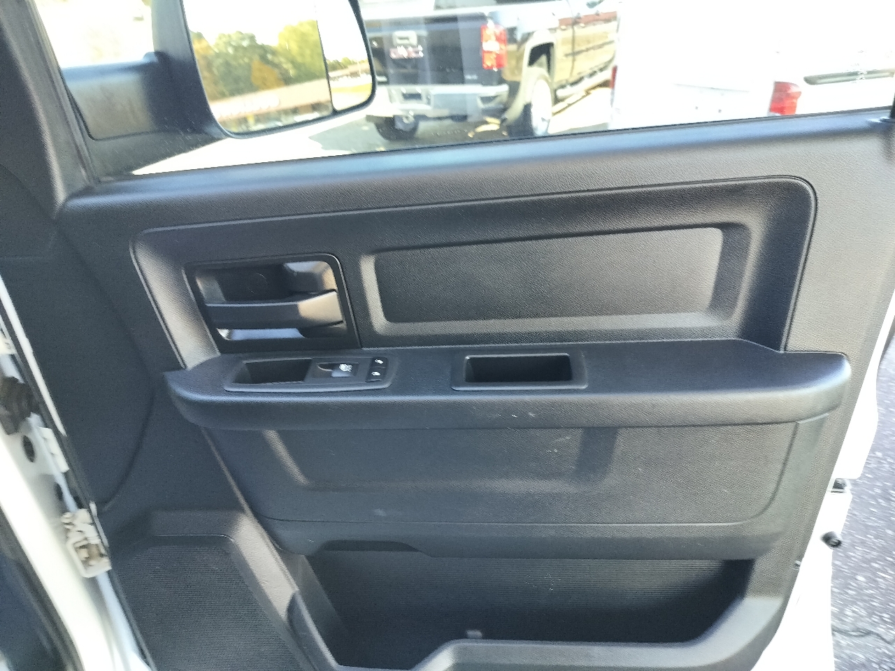 RAM 2500 Tradesman 4x4 Crew Cab 6'4" Box 2021 RAM 2500 Tradesman 4x4 Crew Cab 6'4" Box 2021