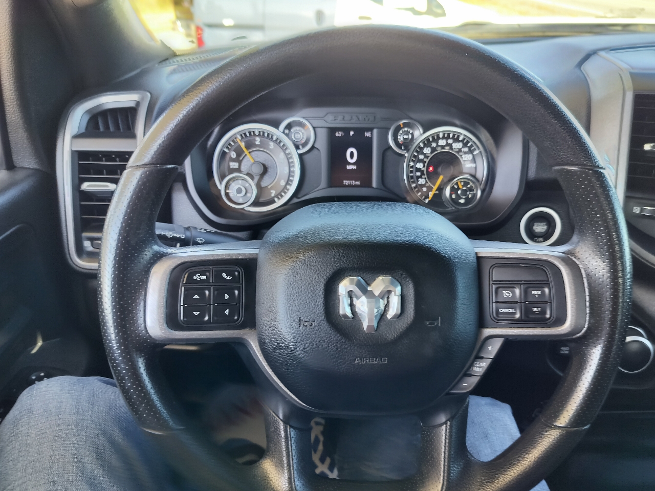 RAM 2500 Tradesman 4x4 Crew Cab 6'4" Box 2021 RAM 2500 Tradesman 4x4 Crew Cab 6'4" Box 2021