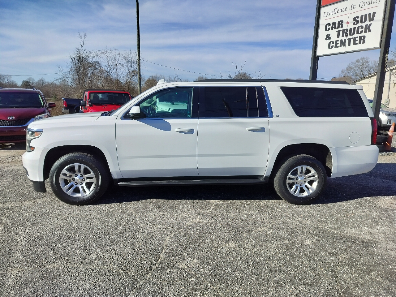 Chevrolet Suburban 4WD 4dr LT 2020