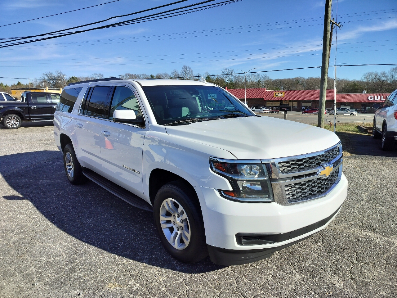 Chevrolet Suburban 4WD 4dr LT 2020