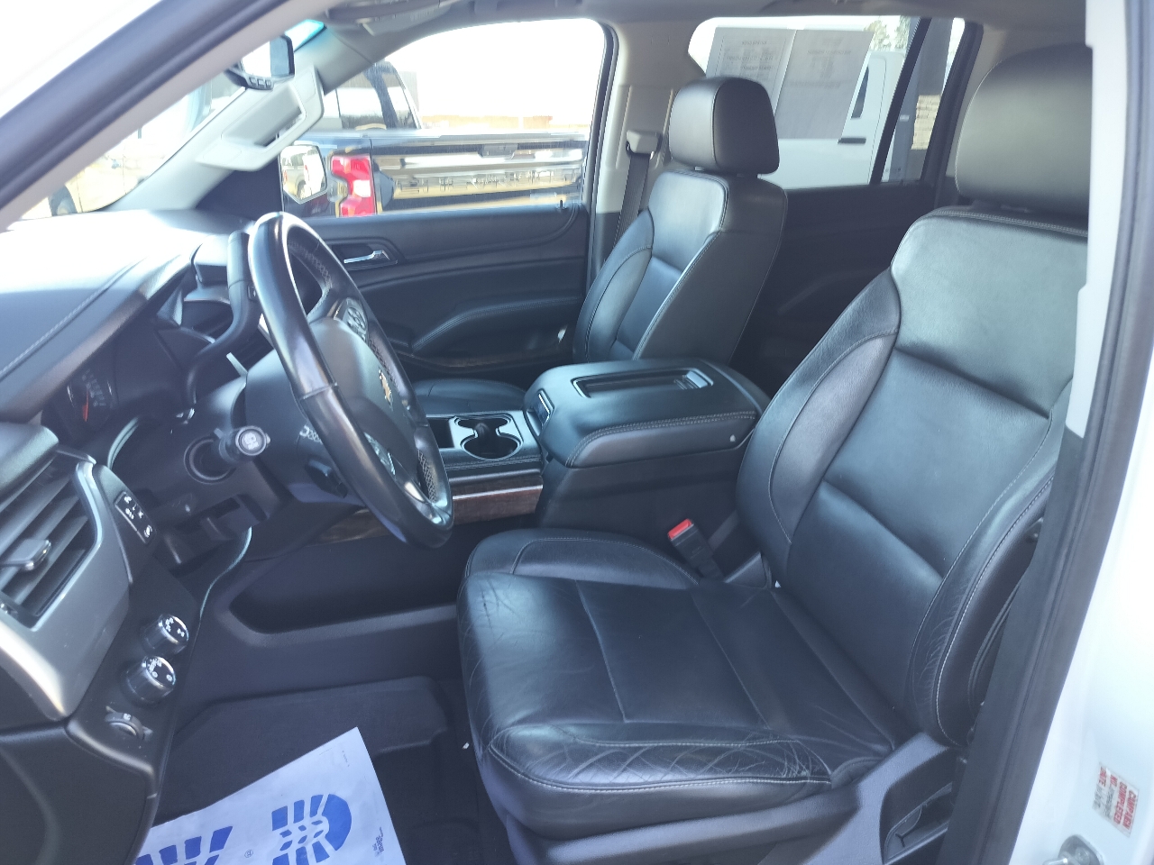 Chevrolet Suburban 4WD 4dr LT 2020