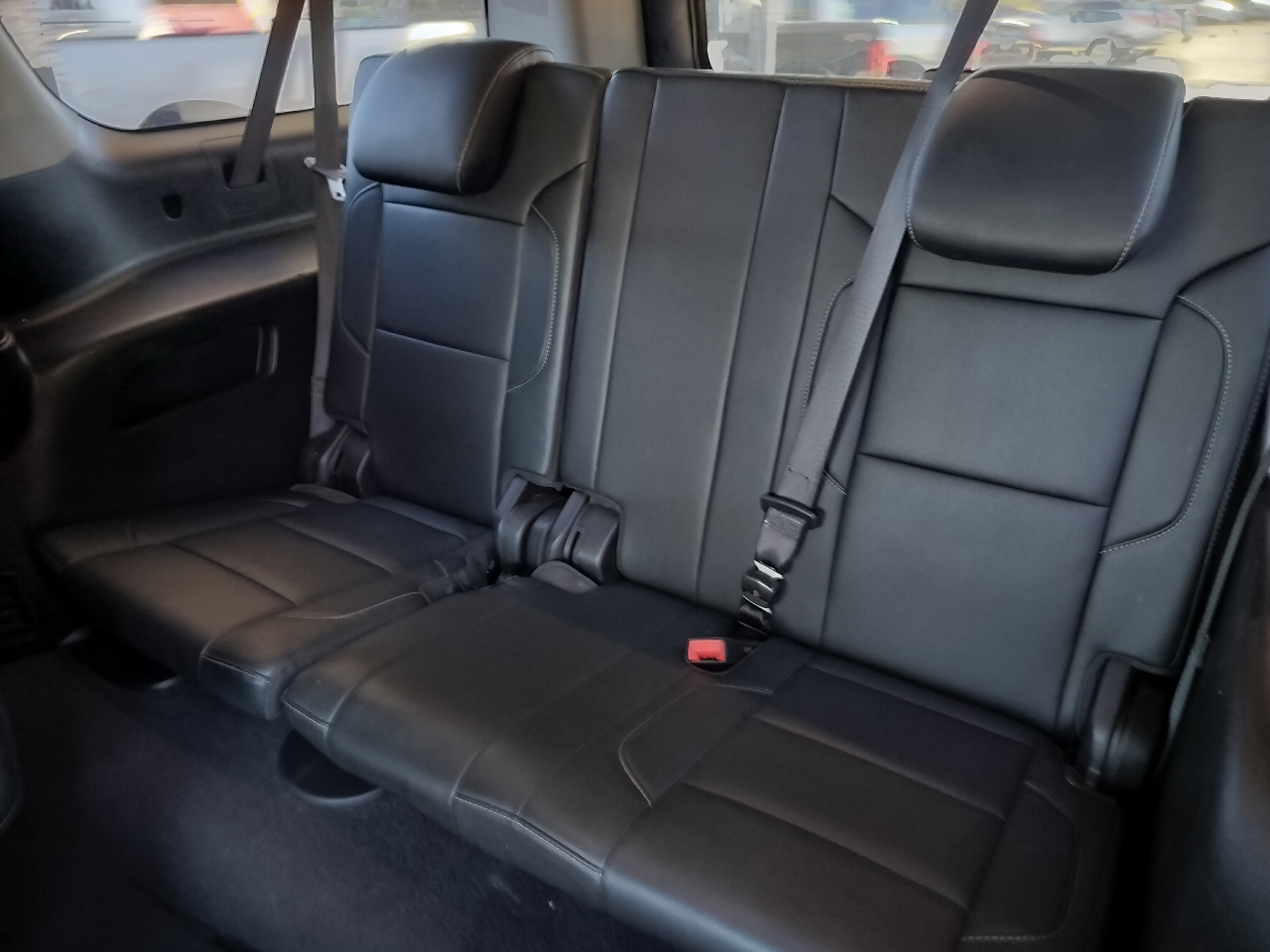 Chevrolet Suburban 4WD 4dr LT 2020