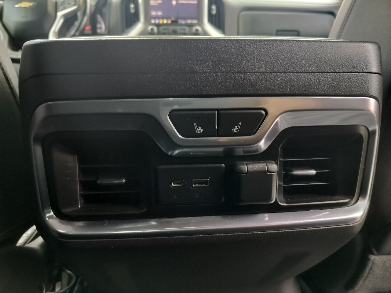 Chevrolet Silverado 1500 4WD Crew Cab 147" LTZ 2020