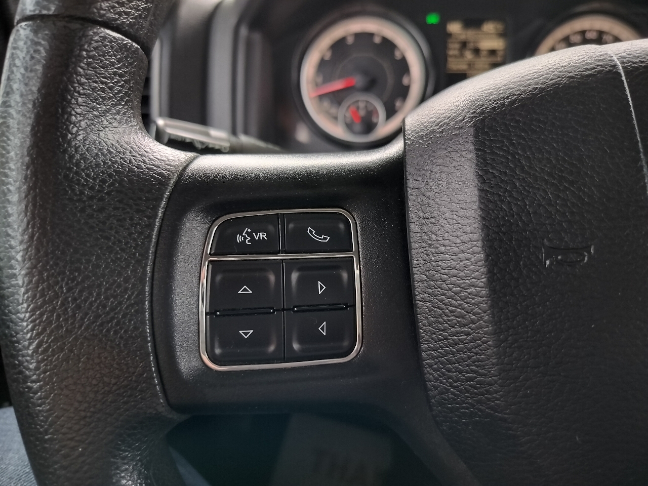 RAM 1500 Tradesman 4x4 Quad Cab 6'4" Box 2018