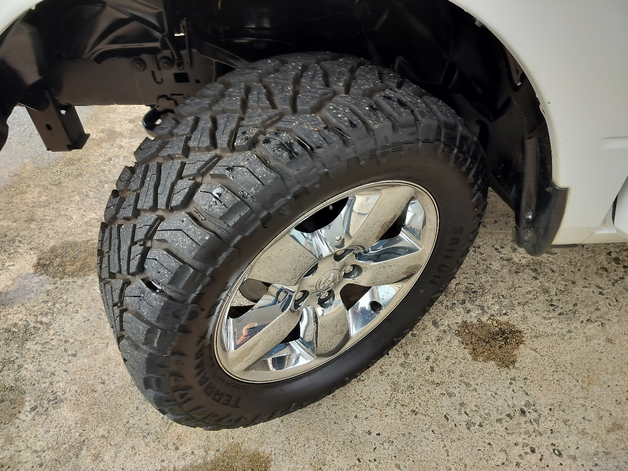 RAM 1500 Tradesman 4x4 Quad Cab 6'4" Box 2018