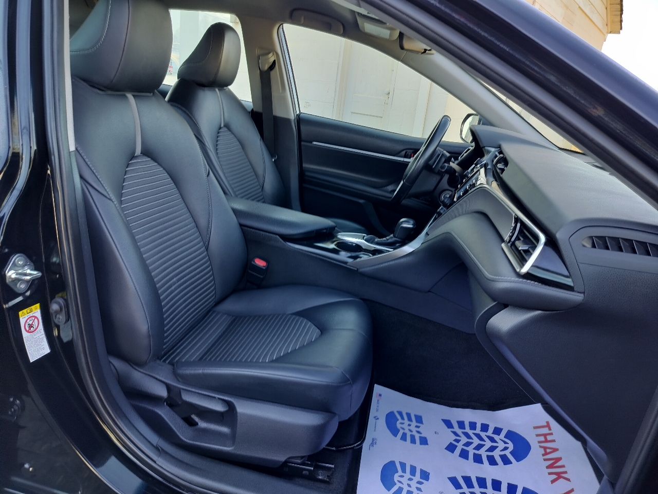 Toyota Camry SE Auto (Natl) 2018