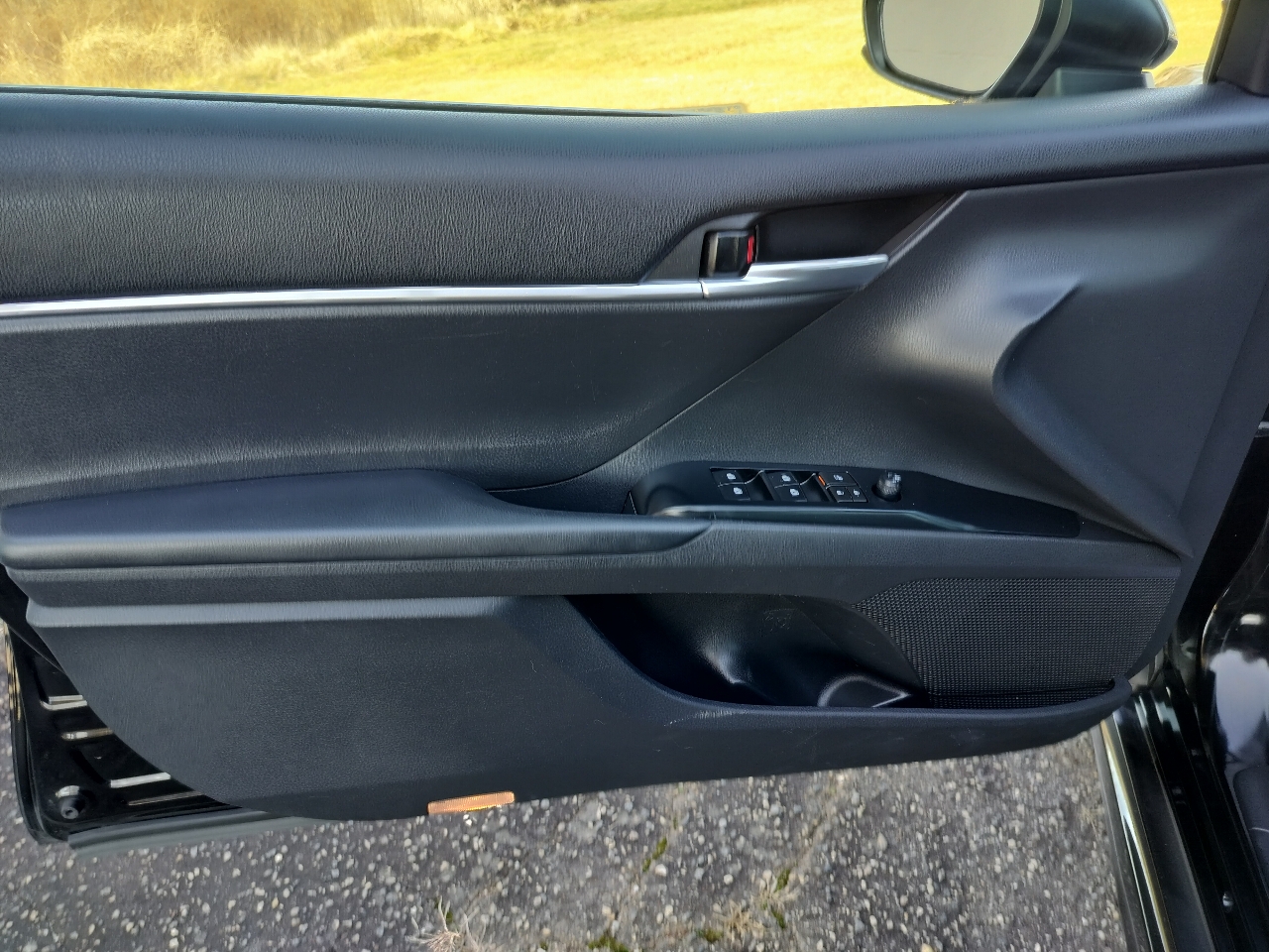 Toyota Camry SE Auto (Natl) 2018