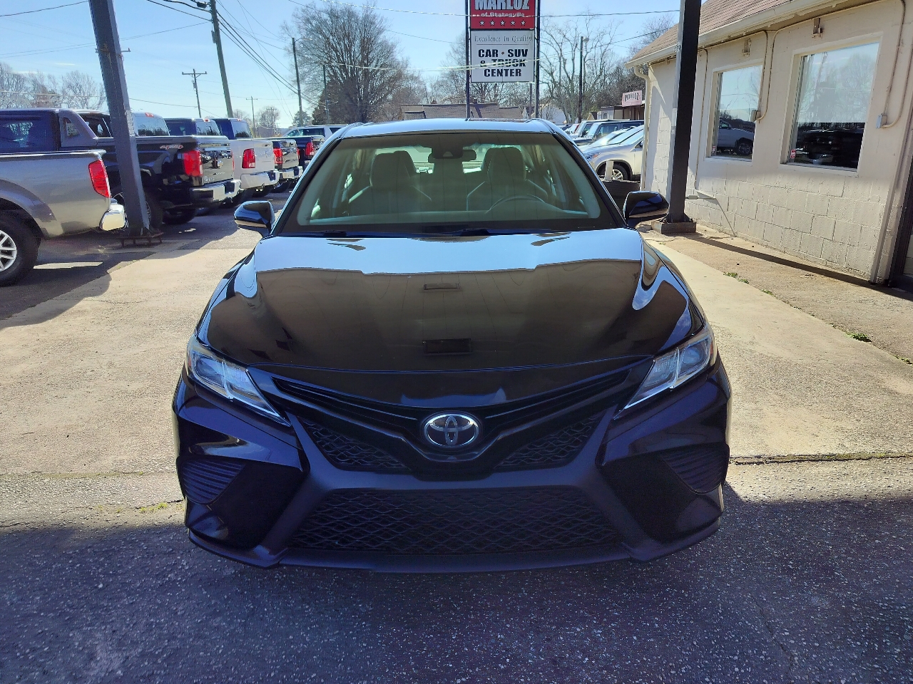 Toyota Camry SE Auto (Natl) 2018