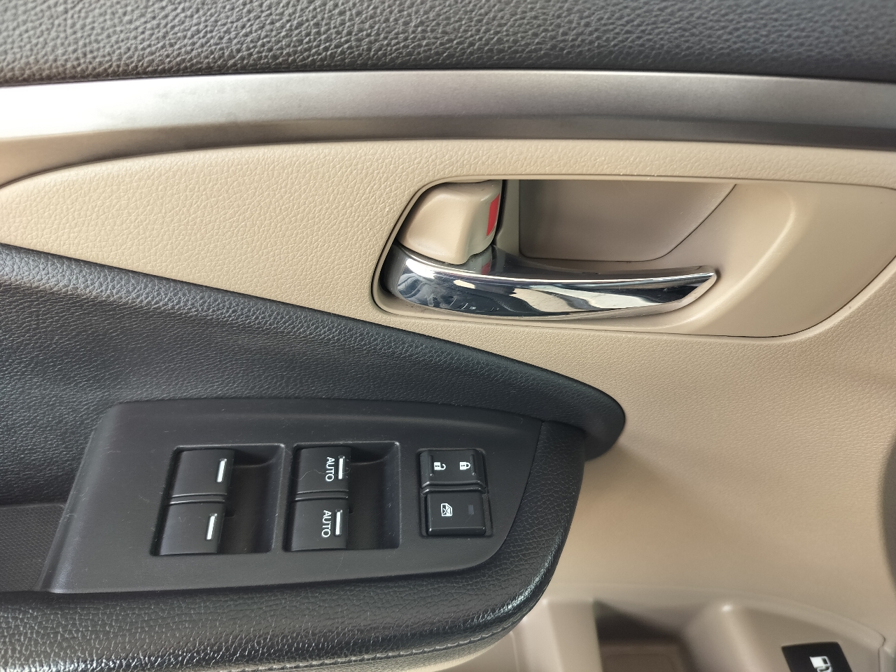 Honda Ridgeline  2017