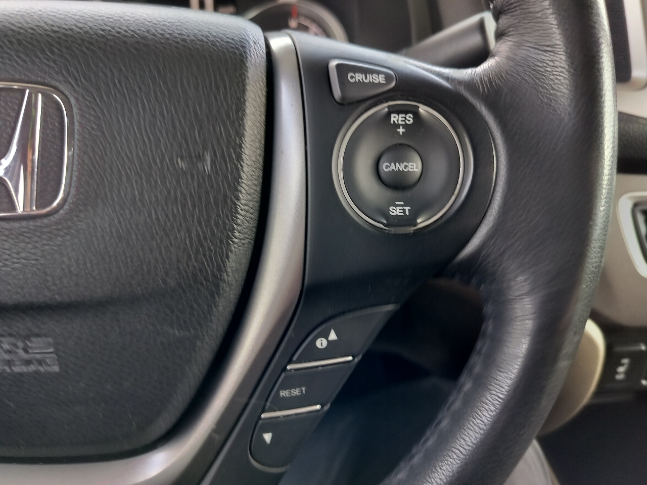 Honda Ridgeline  2017