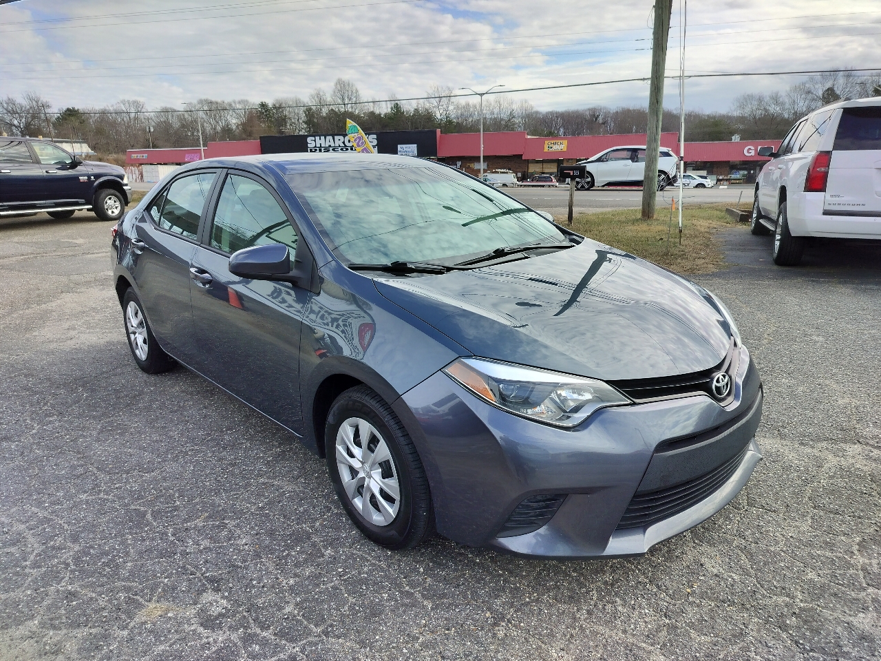 Toyota Corolla 4dr Sdn CVT LE Premium (Natl) 2015