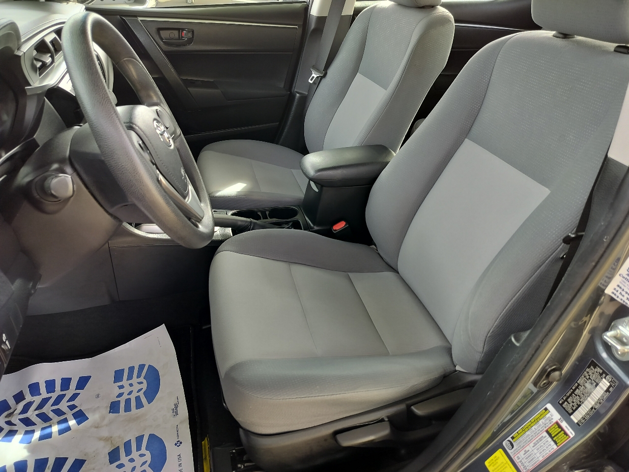 Toyota Corolla 4dr Sdn CVT LE Premium (Natl) 2015