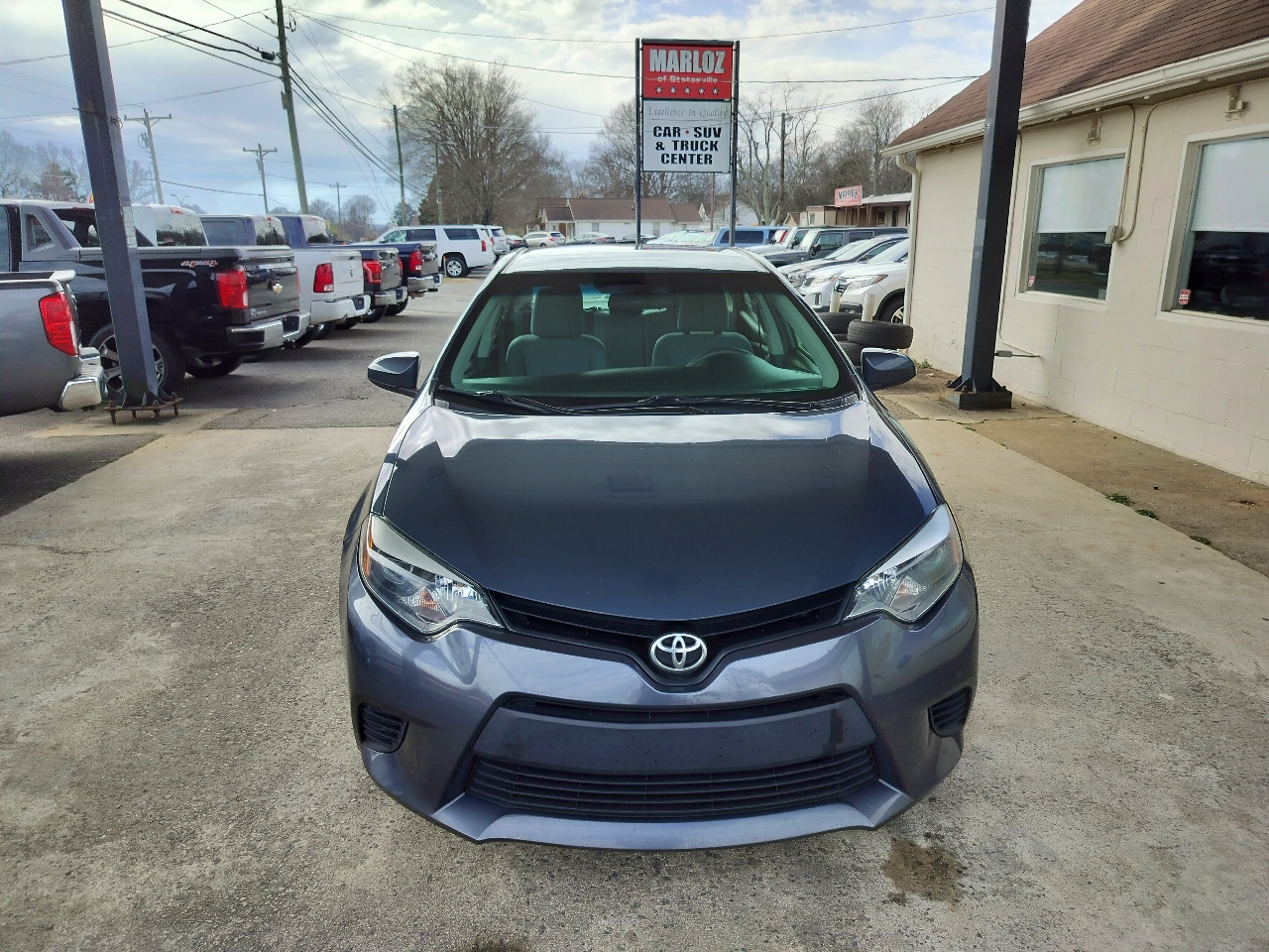 Toyota Corolla 4dr Sdn CVT LE Premium (Natl) 2015